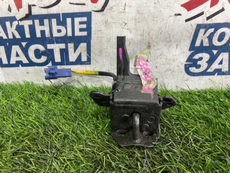Замок 5-й двери Toyota Vitz KSP90 1KR-FE (б/у)