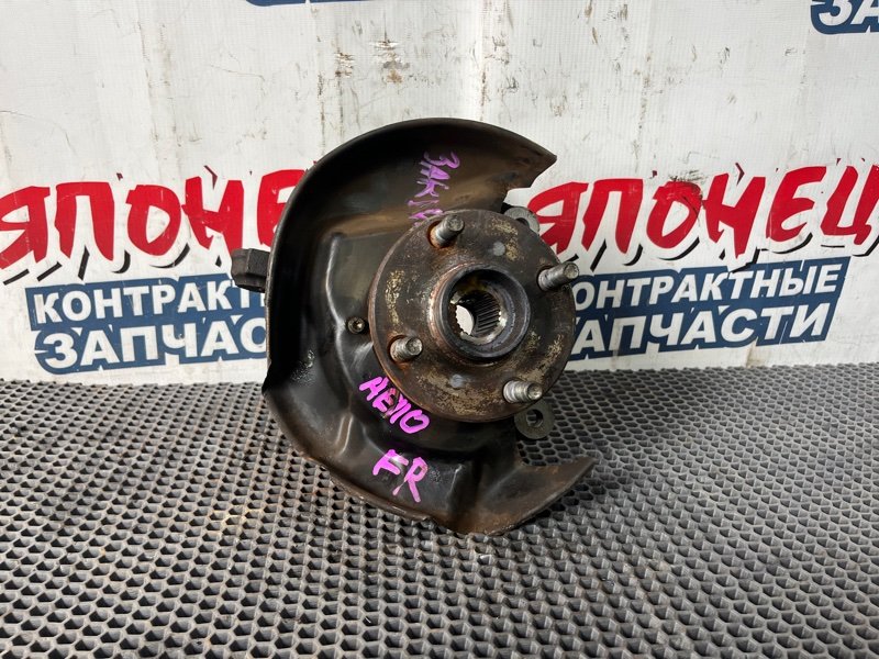 Ступица Toyota Corolla AE110 5A-FE 1999 передняя правая (б/у)