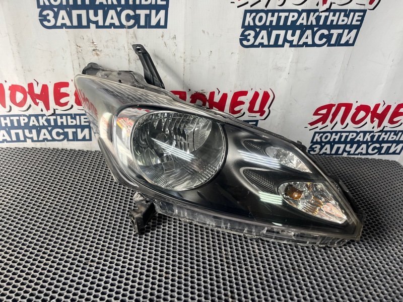 Фара Honda Freed GB3 L15A 2011 правая (б/у)