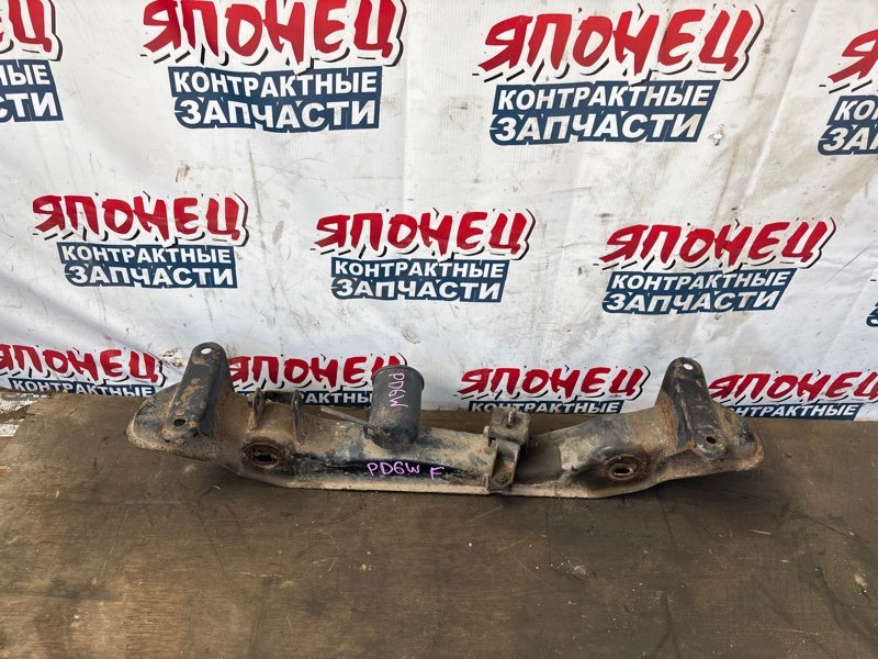 Балка Mitsubishi Delica PD6W 6G72 передняя (б/у)