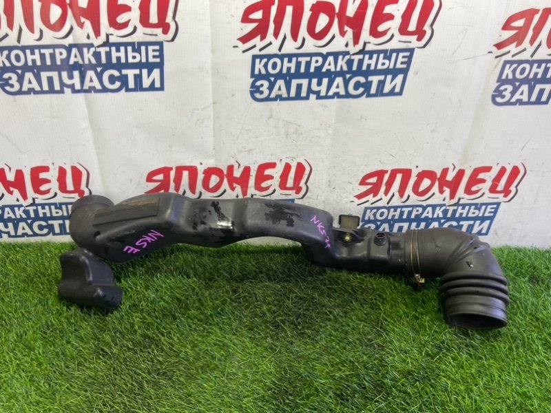 Патрубок воздушного фильтра Isuzu Elf NKS71E 4HG1 (б/у)
