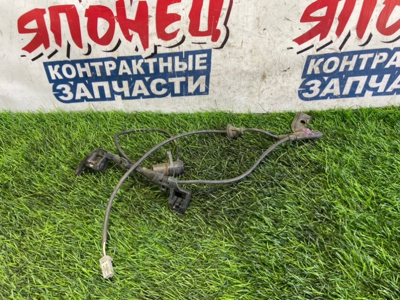 Датчик abs Toyota Corolla Spacio AE111 4A-FE задний правый (б/у)