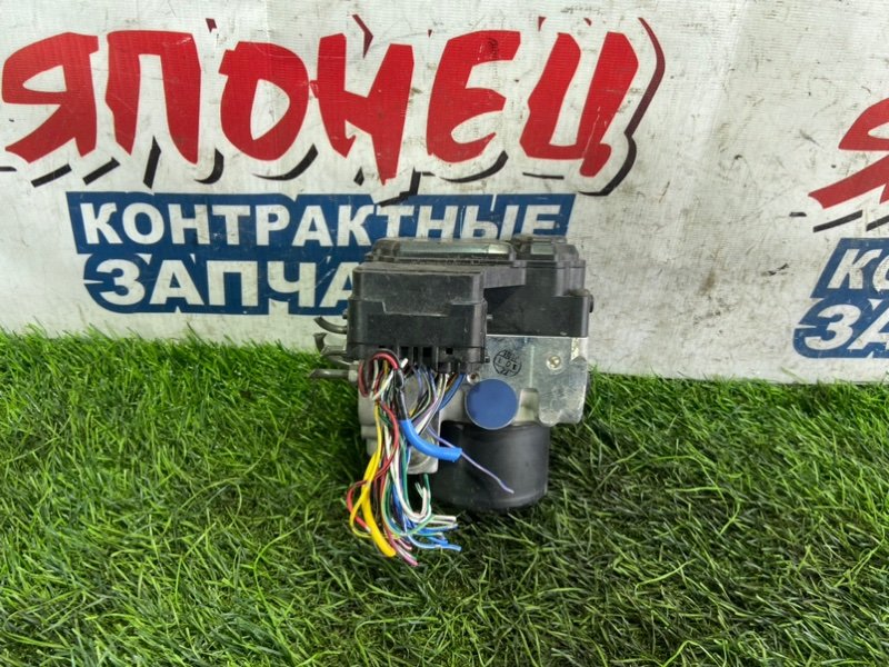 Блок abs Toyota Mark Ii JZX115 1JZ-GE (б/у)
