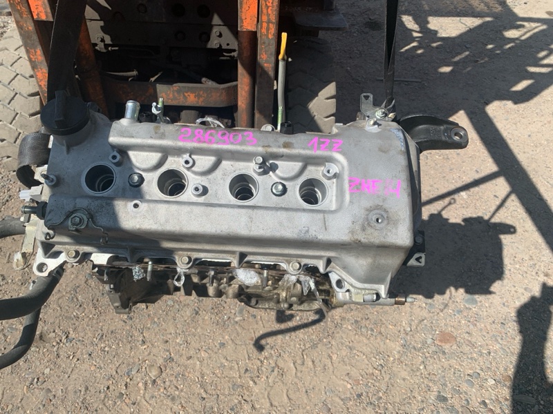 Двигатель Toyota Wish ZNE14 1ZZ-FE 2005 (б/у)