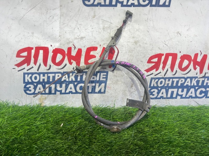 Тросик ручника NISSAN SERENA KBNC23 SR20DE правый (б/у)