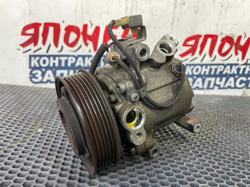 Компрессор кондиционера Toyota Passo KGC10 1KR-FE 2005 (б/у)