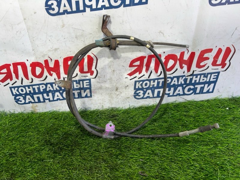 Тросик ручника Toyota Wish ZGE25 2ZR-FAE правый (б/у)