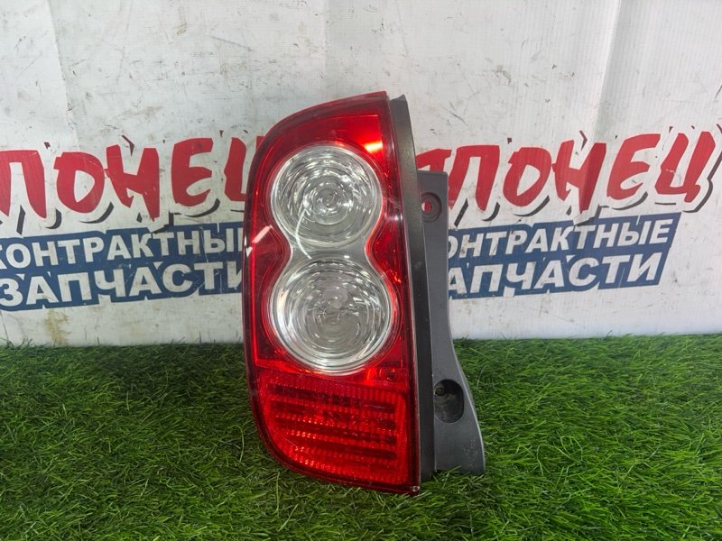 Стоп-сигнал NISSAN MARCH AK12 CR12DE задний левый (б/у)