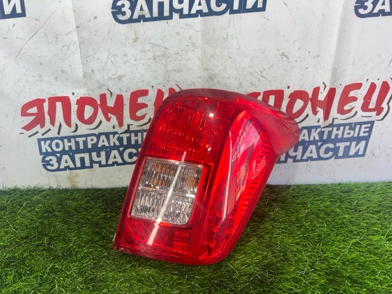 Стоп-сигнал Toyota Corolla Fielder NZE144 1NZ-FE задний правый (б/у)