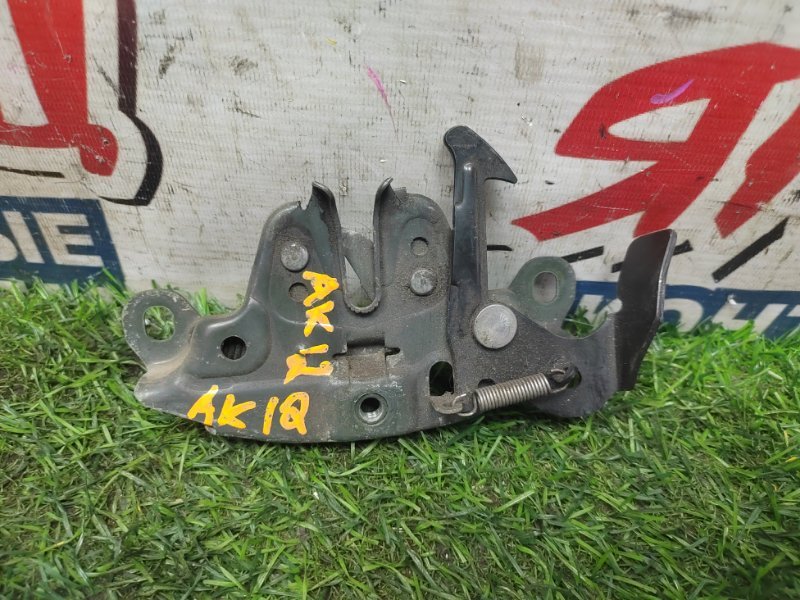 Замок капота NISSAN MARCH AK12 CR12DE (б/у)