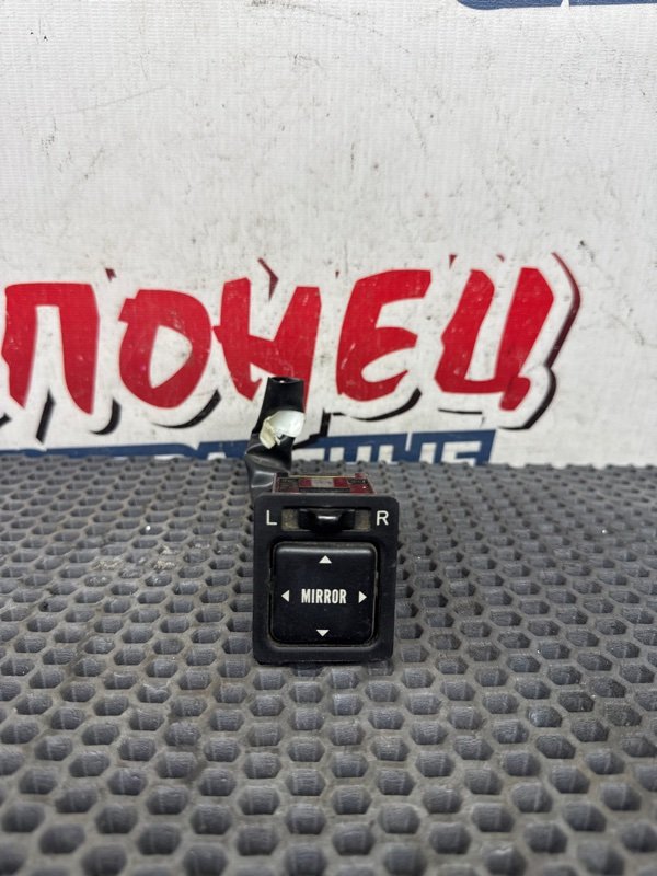 Блок управления зеркалами Toyota ESTIMA EMINA CXR20 3C-T 1993 (б/у)