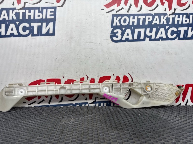 Крепление бампера TOYOTA WISH ZGE25 2ZR-FAE 2011 заднее правое (б/у)