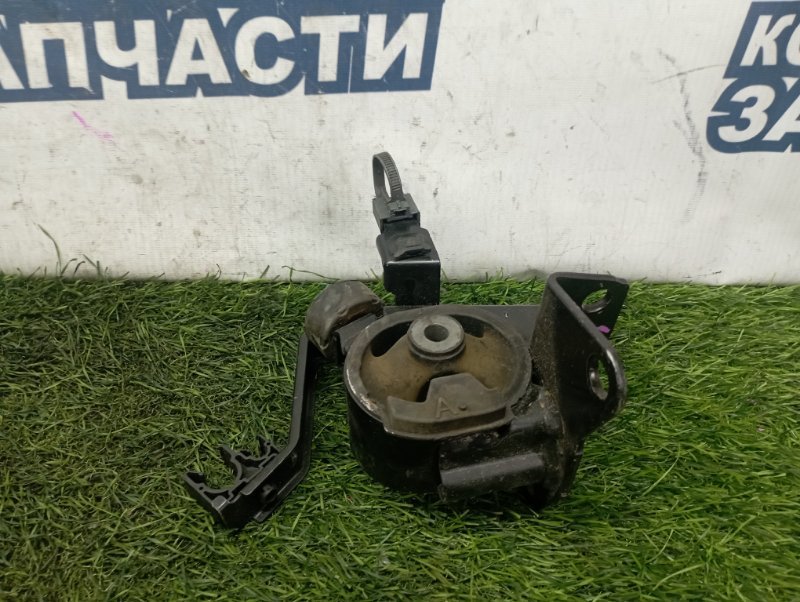Подушка двигателя Toyota WISH ZGE20 2ZR-FAE левая (б/у)