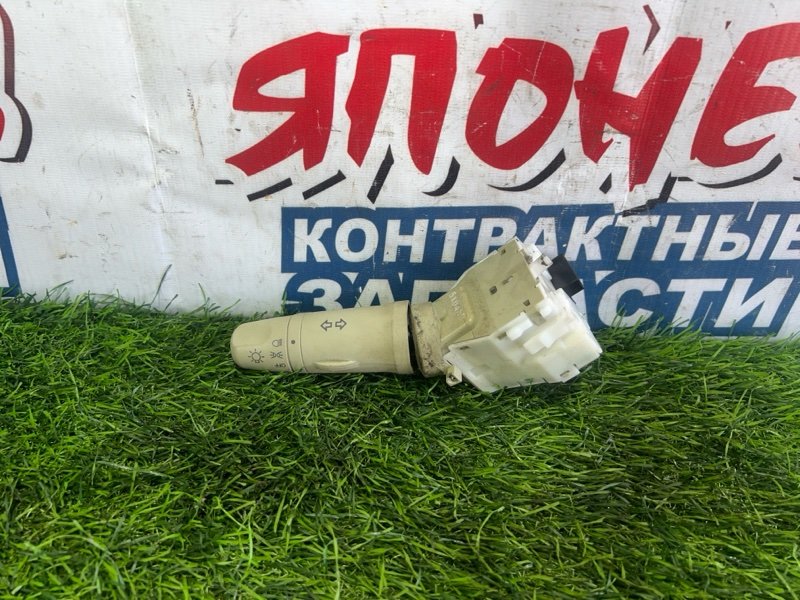 Переключатель поворотов NISSAN MARCH AK12 CR12DE (б/у)