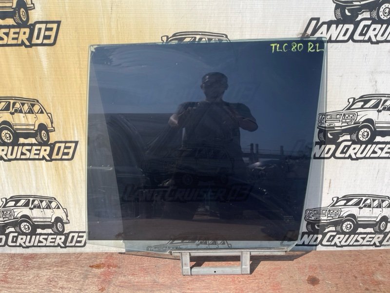 Стекло двери TOYOTA LAND CRUISER HDJ81 1HD-T заднее левое (б/у)
