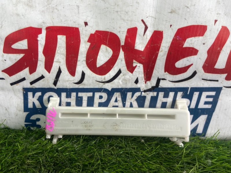 Крышка салонного фильтра NISSAN DAYZ B21W 3B20 (б/у)