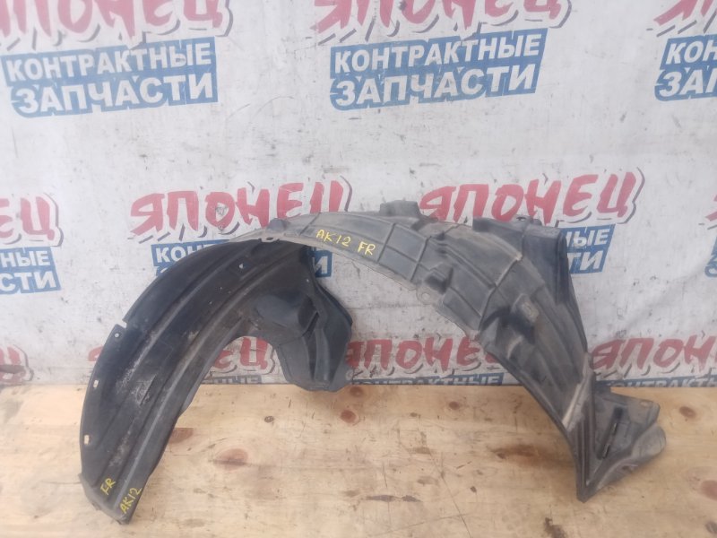 Подкрылок NISSAN MARCH AK12 CR12DE передний правый (б/у)