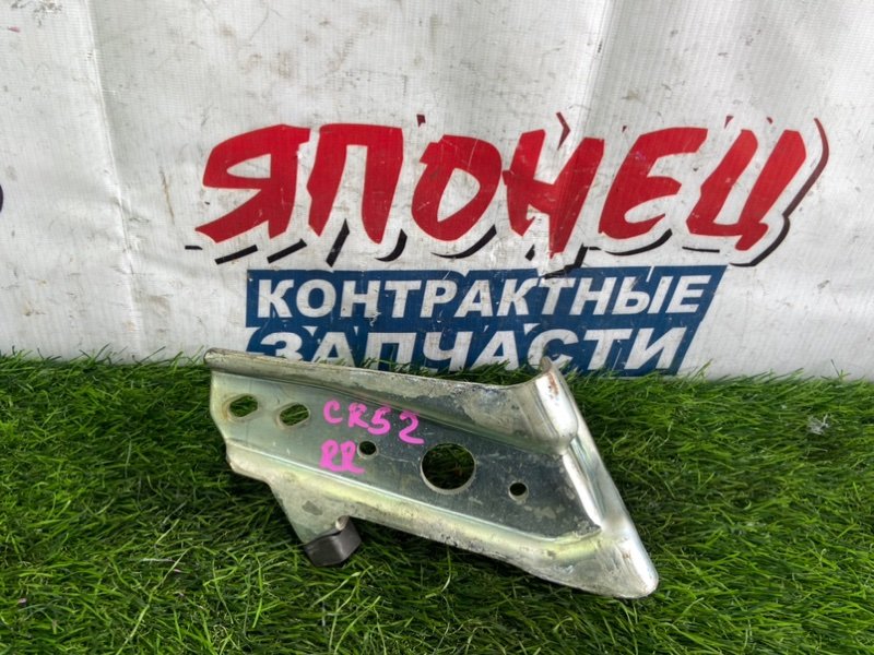 Кронштейн ролика раздвижной двери TOYOTA LITE ACE CR52 3C-E задний правый (б/у)