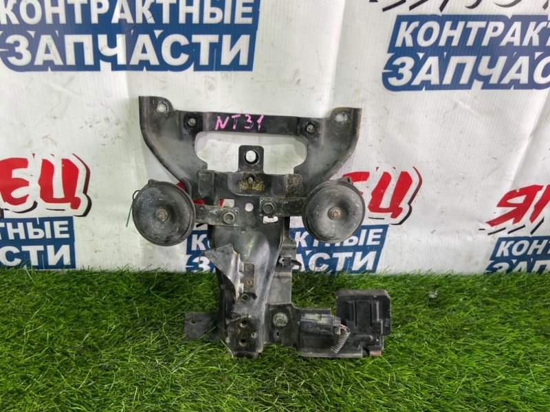 Планка замка капота NISSAN X-TRAIL NT31 MR20DE (б/у)
