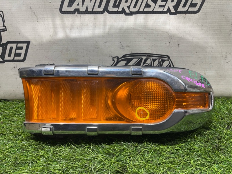Поворотник TOYOTA FJ CRUISER GSJ15 1GR-FE передний левый (б/у)