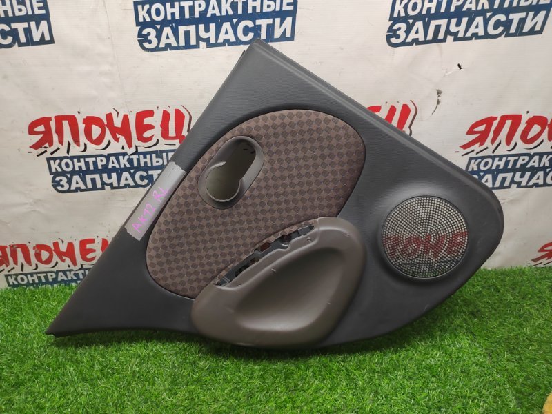 Обшивка двери NISSAN MARCH AK12 CR12DE задняя левая (б/у)