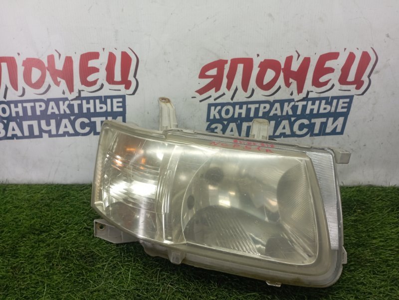 Фара TOYOTA SUCCEED NCP51 1NZ-FE передняя правая (б/у)