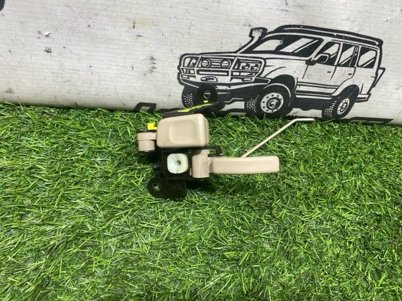 Ручка двери багажника TOYOTA LAND CRUISER UZJ100 2UZ-FE (б/у)