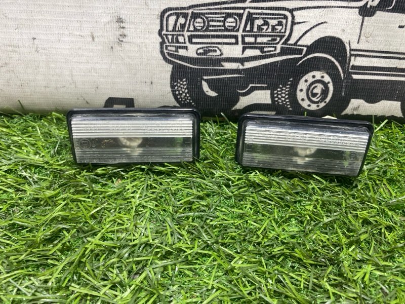 Подсветка номера TOYOTA LAND CRUISER UZJ100 2UZ-FE (б/у)