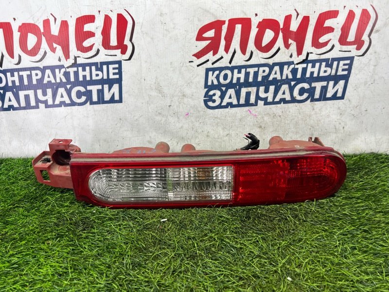 Стоп-сигнал NISSAN CUBE Z12 HR15DE задний правый (б/у)