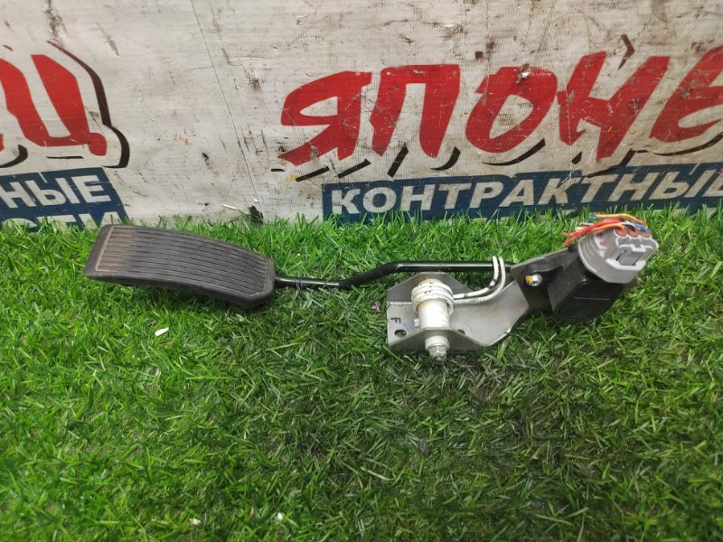 Педаль газа NISSAN X-TRAIL NT30 QR20DE (б/у)