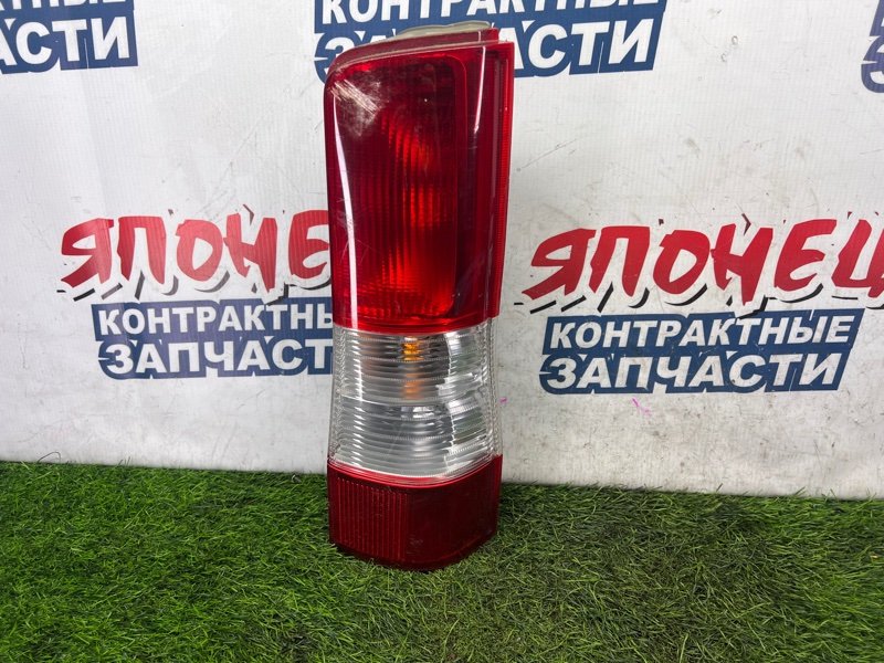 Стоп-сигнал TOYOTA TOWN ACE S402M 3SZ-VE задний правый (б/у)