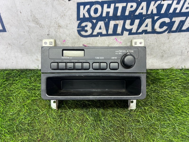 Магнитола TOYOTA TOWN ACE S402M 3SZ-VE (б/у)