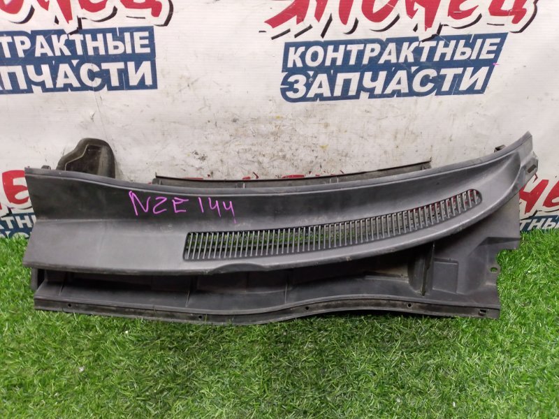 Планка под дворники TOYOTA COROLLA  FIELDER NZE144 1NZ-FE левая (б/у)