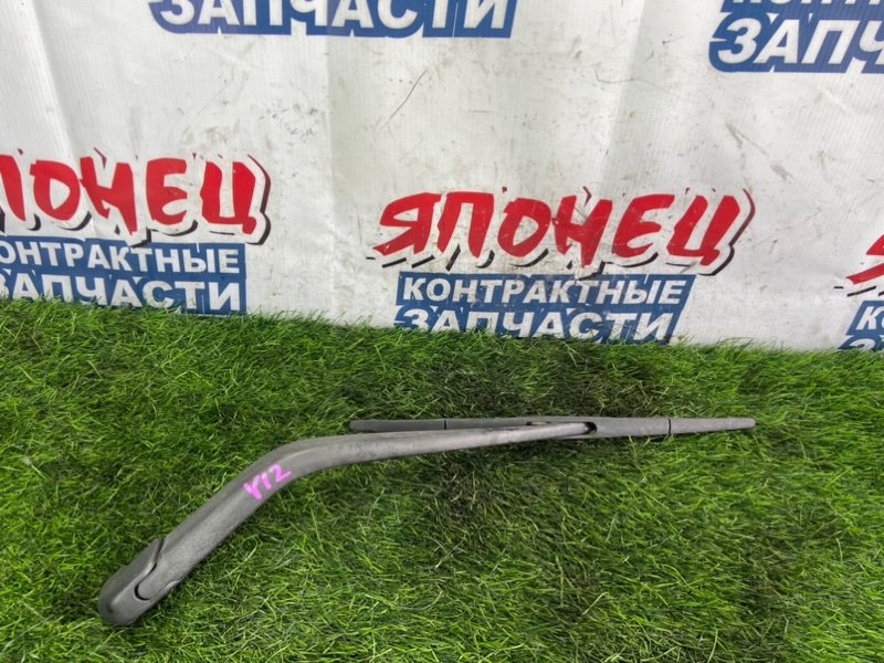 Дворник двери багажника NISSAN WINGROAD Y12 HR15DE (б/у)