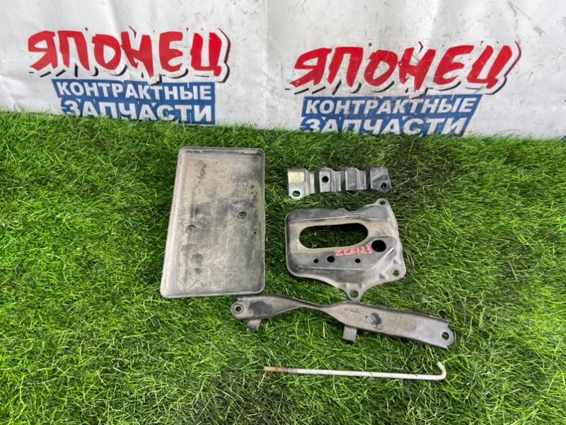 Крепление аккумулятора TOYOTA COROLLA FIELDER ZZE123 2ZZ-GE (б/у)