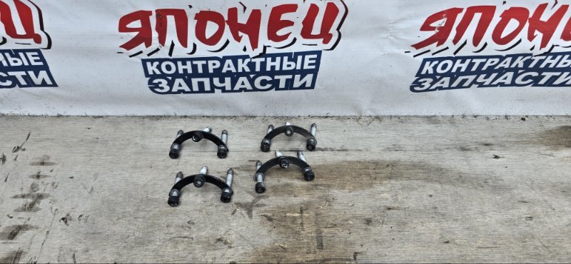 Болт карданный TOYOTA MARK II GX115 1G-FE передний (б/у)