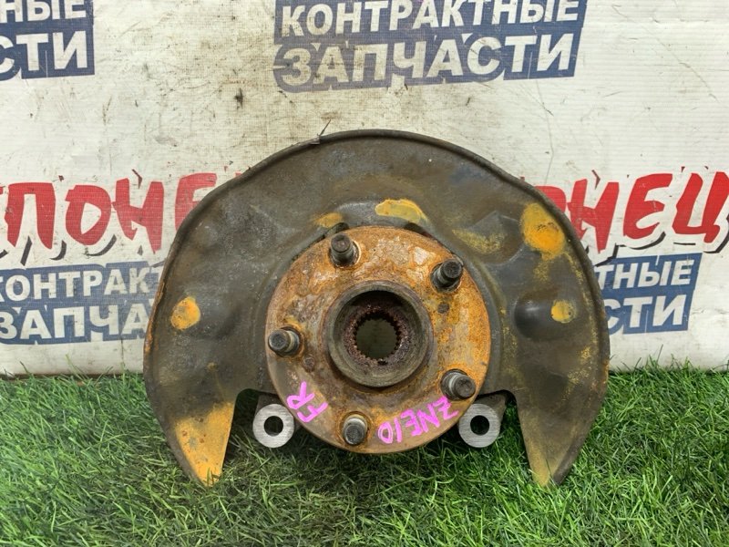 Ступица TOYOTA WISH ZNE10 1ZZ-FE передняя правая (б/у)