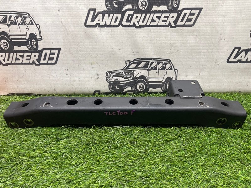 Балка под редуктор TOYOTA LAND CRUISER UZJ100 2UZ-FE передняя (б/у)