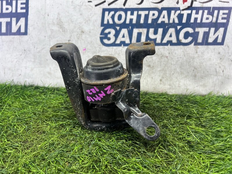 Подушка двигателя TOYOTA ISIS ZNM10 1ZZ-FE правая (б/у)