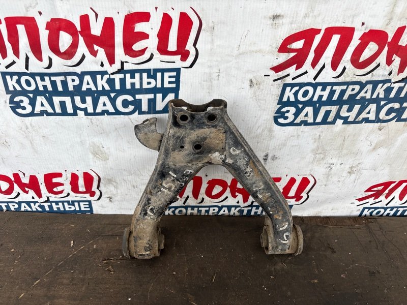 Рычаг верхний MITSUBISHI PAJERO V75W 6G74 2002 задний левый (б/у)