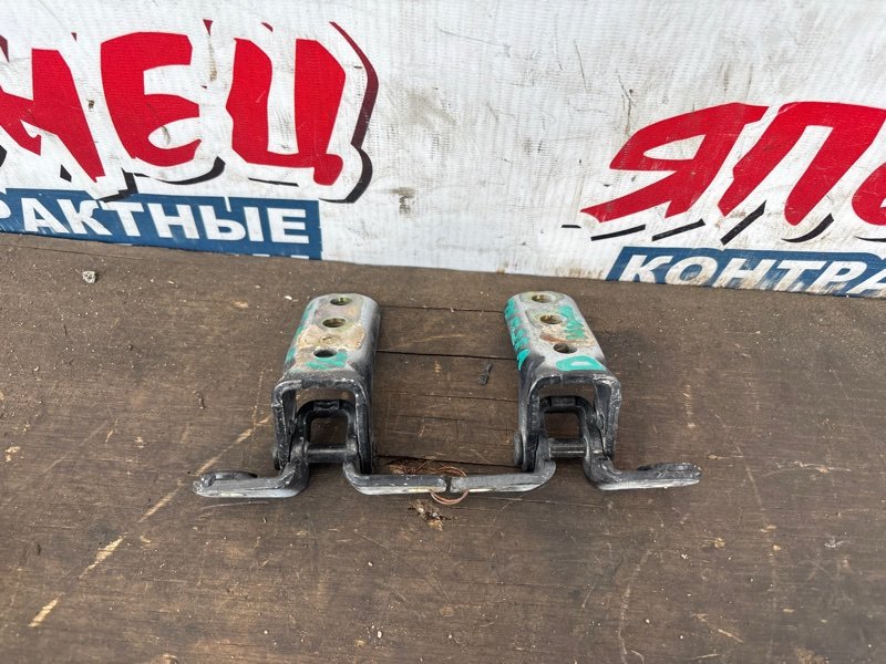 Петля двери MITSUBISHI PAJERO V75W 6G74 2002 передняя левая (б/у)