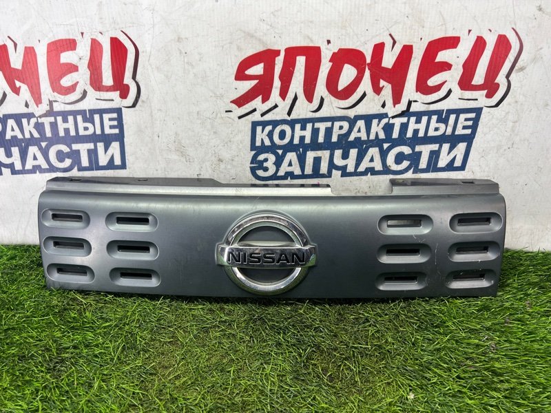 Решетка радиатора NISSAN CUBE Z12 HR15DE (б/у)