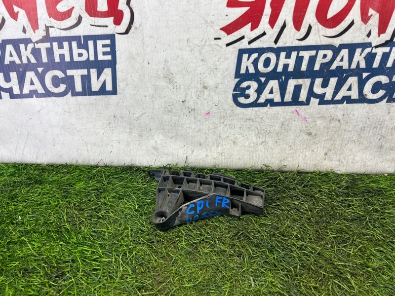 Крепление бампера HONDA FIT GD1 L13A переднее правое (б/у)