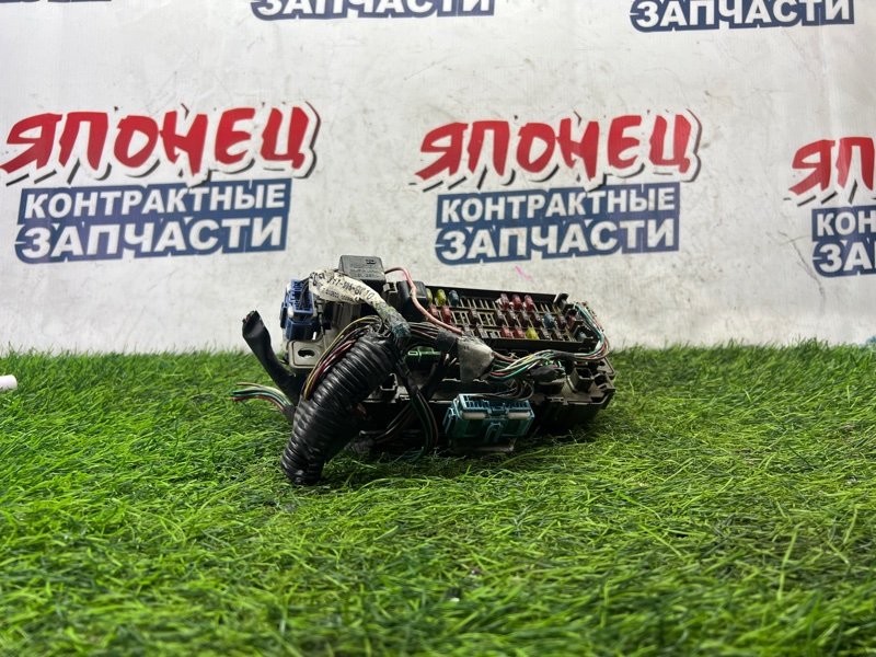 Блок предохранителей салона HONDA PARTNER EY7 D15B (б/у)