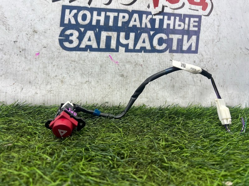 Кнопка аварийной сигнализации SUBARU LEGACY BP5 EJ204 (б/у)
