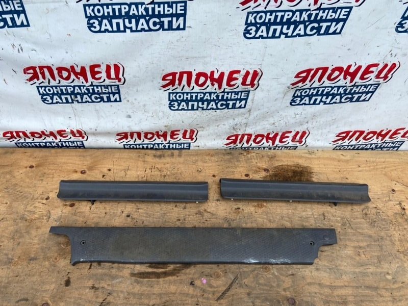 Накладка на порог HONDA STEPWGN RF2 B20B (б/у)