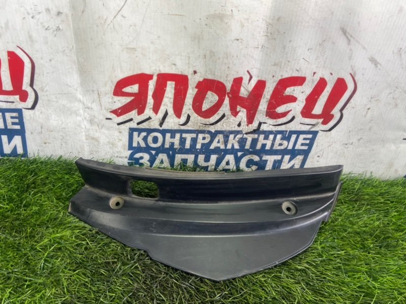 Накладка на стоп SUBARU LEGACY BP5 EJ204 задняя правая (б/у)