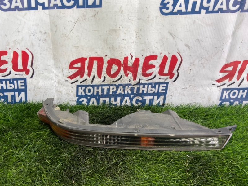 Повторитель поворота в бампер TOYOTA CROWN JZS151 1JZ-GE передний правый (б/у)