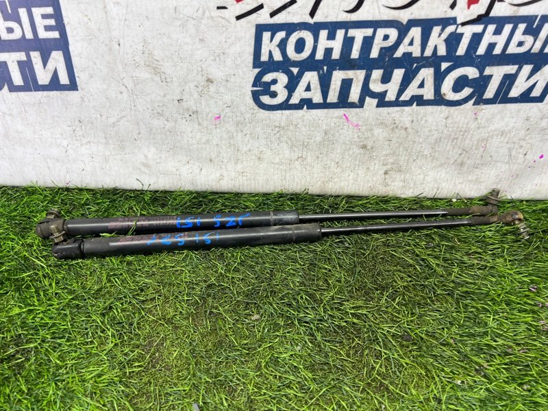 Амортизатор капота TOYOTA CROWN JZS151 1JZ-GE (б/у)