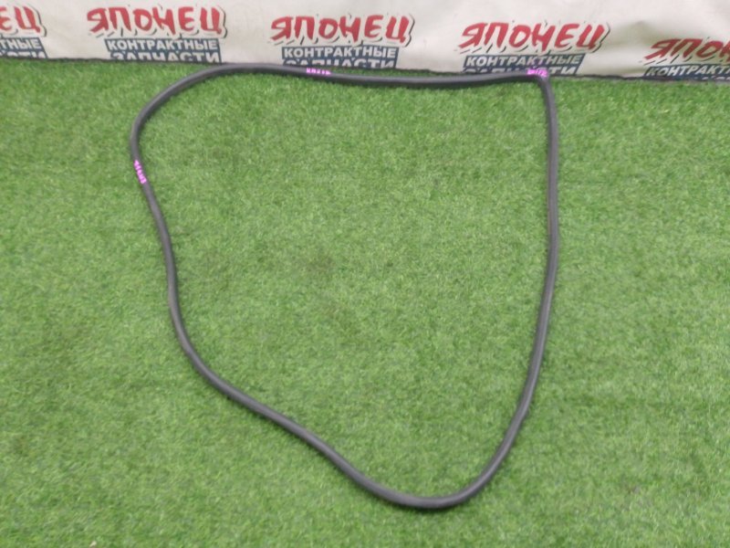 Уплотнитель проёма двери HONDA STREAM RN7 R18A передний правый (б/у)
